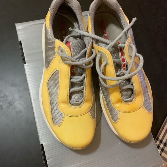 Prada shoes - Picture 5 of 12